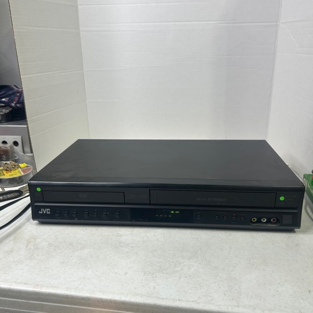 JVC HR-XVC11B DVD Player VCR Combo Hi-Fi Stereo Progressive Scan Black